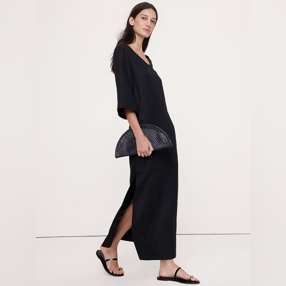 NEW! Banana Republic Black Linen Scoop Neck Maxi - Size XL ✈️